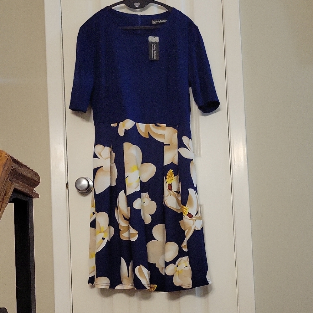 Navy and Cream Floral Midi Dress